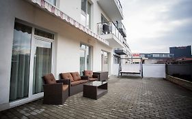 Dd Mall Apartments